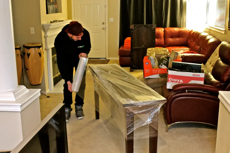On The Go Moving professional packing crew